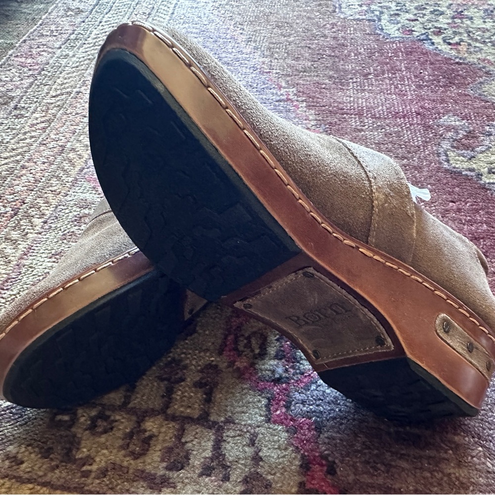Born Brown Suede clogs NWT - Picture 2 of 5